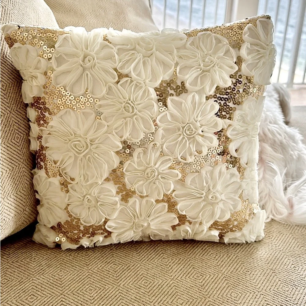 Pier 1 decorative gold